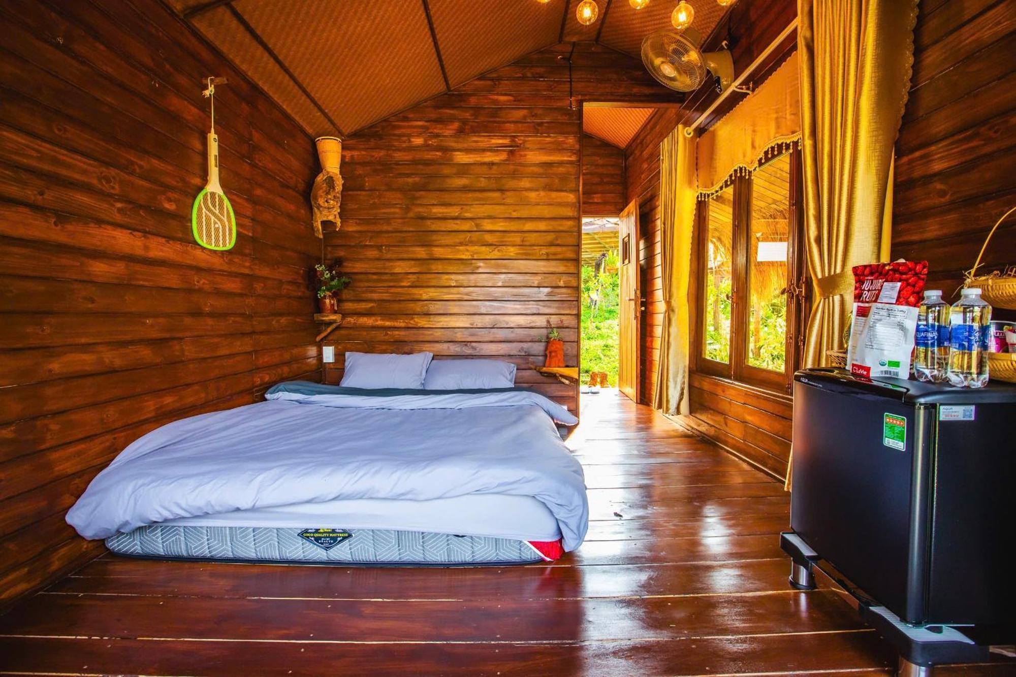 Nha Trong Ban - Homestay Mang Den Kon Von Kla Exterior photo