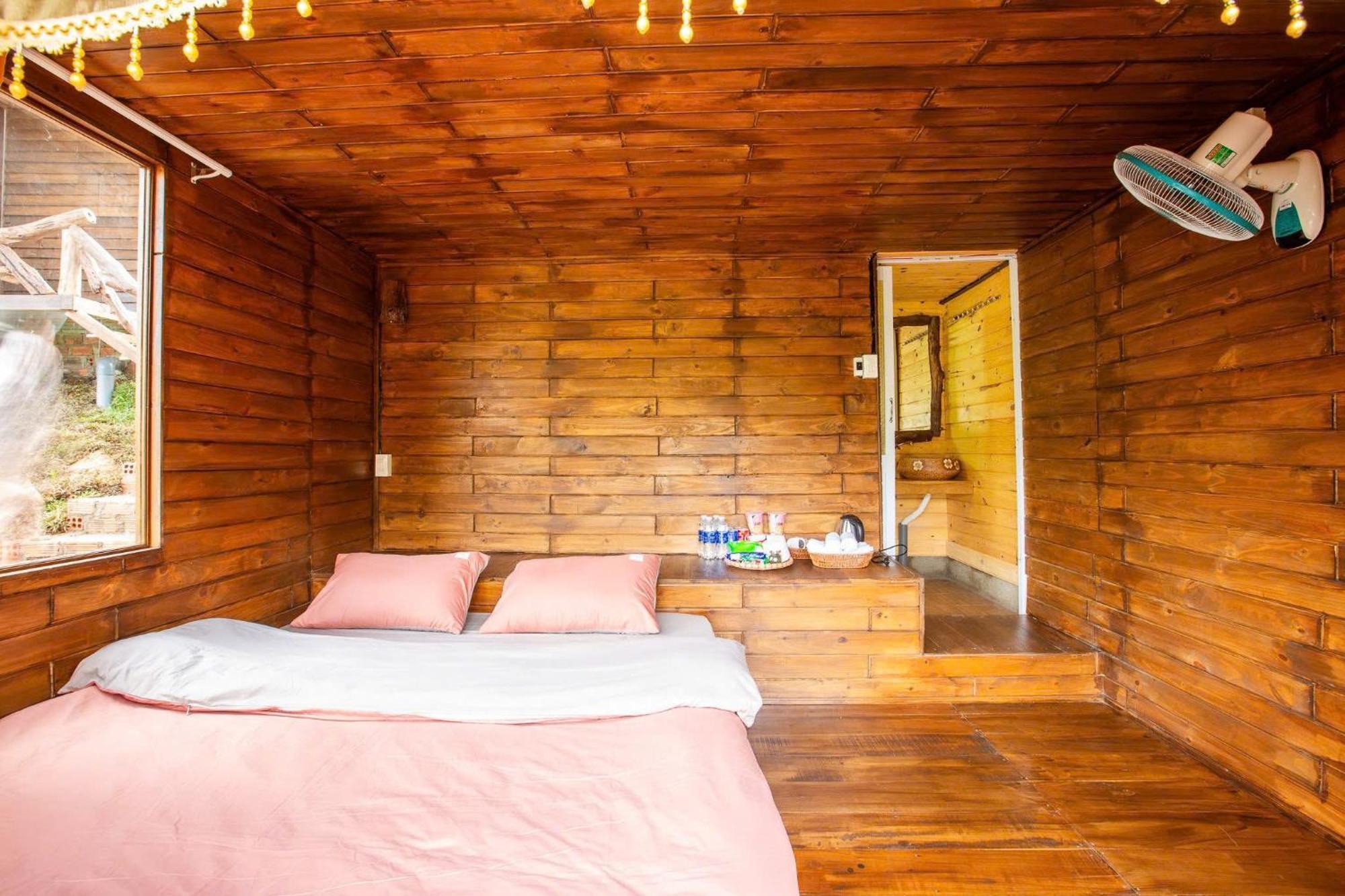Nha Trong Ban - Homestay Mang Den Kon Von Kla Exterior photo