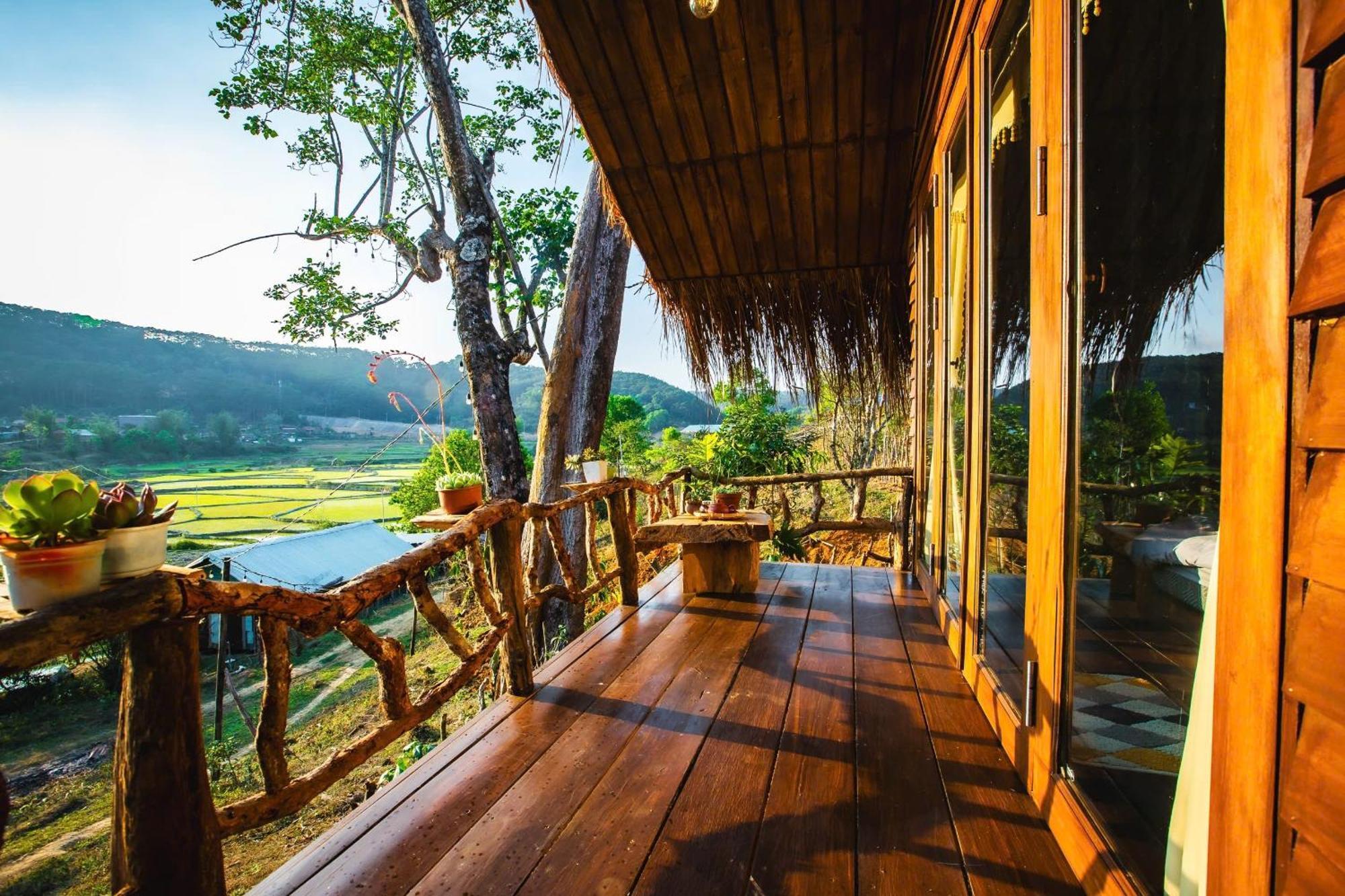 Nha Trong Ban - Homestay Mang Den Kon Von Kla Exterior photo